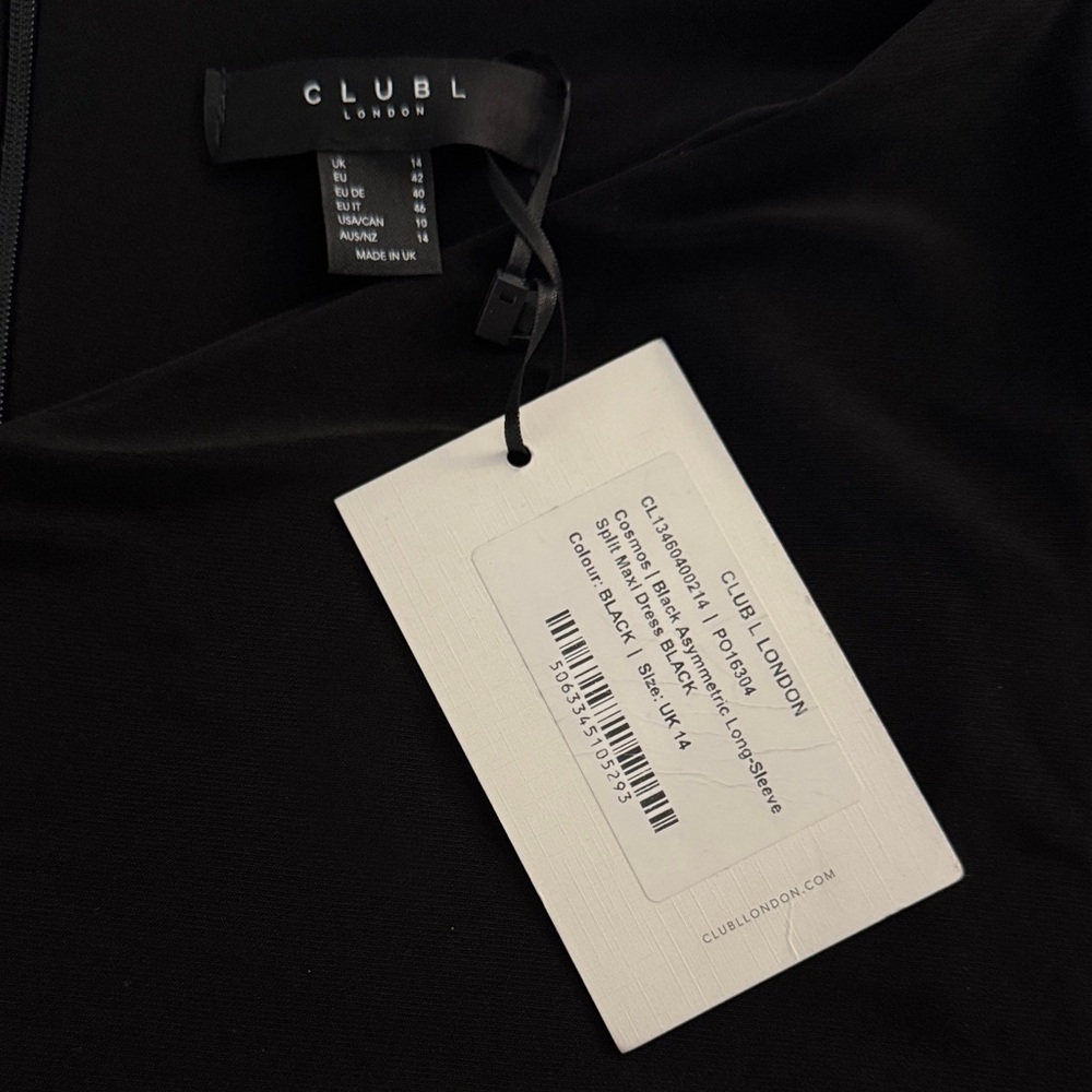 CLUB L LONDON - COSMOS Black asymmetrical long sleeve split maxi dress - Picture 3 of 5